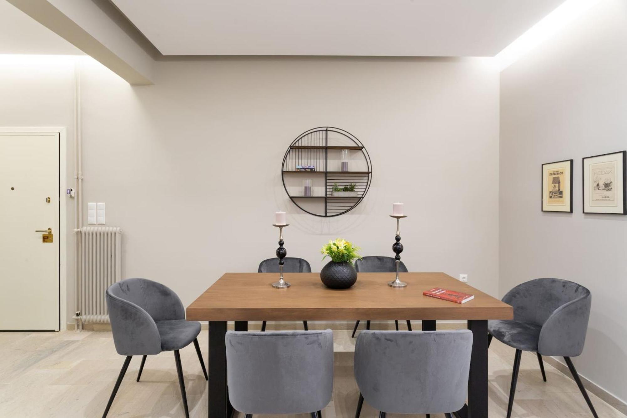 Deluxe 3-Bdrm Urban-Industrial Apt At Acropolis Athena Bagian luar foto