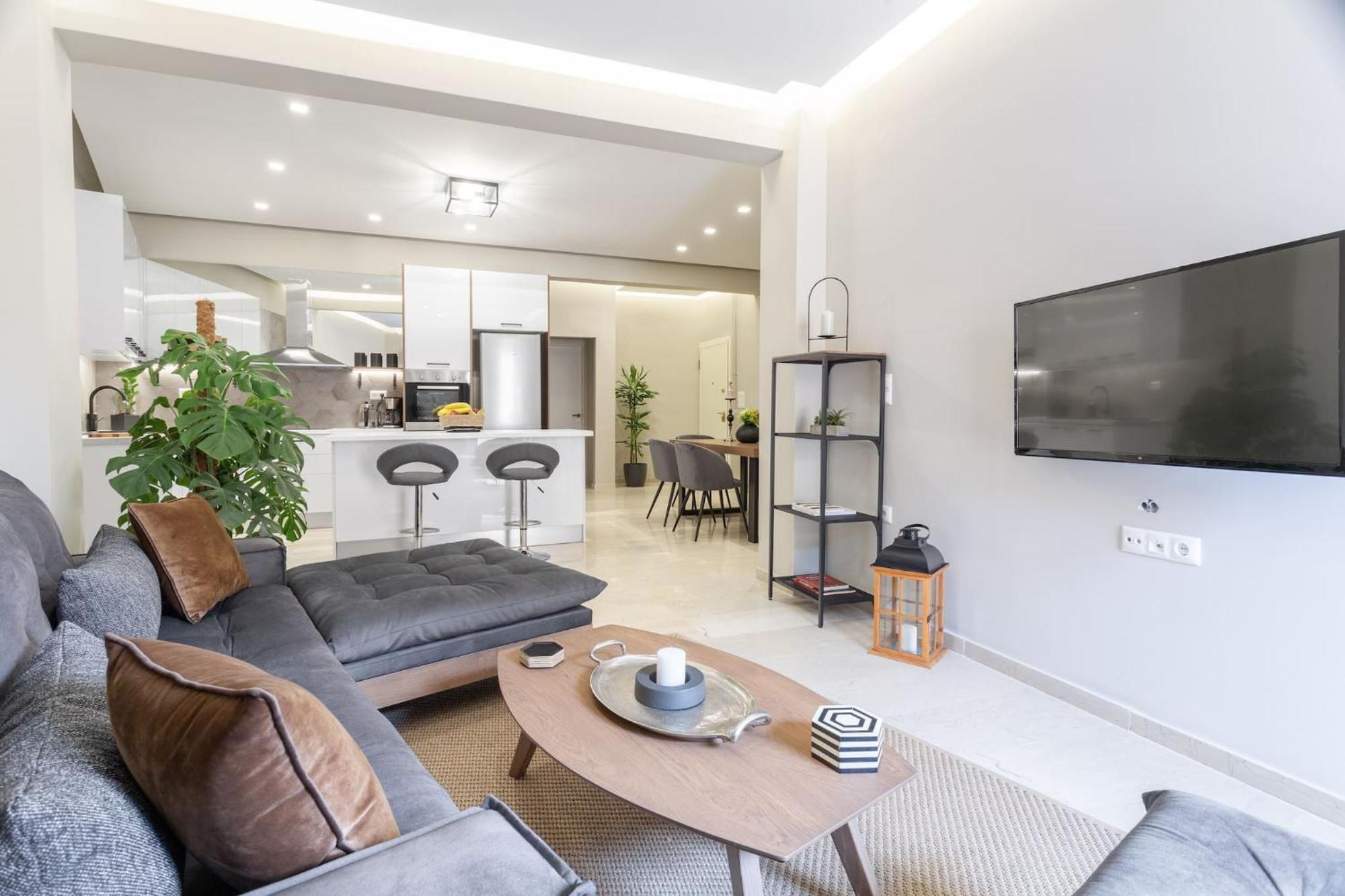 Deluxe 3-Bdrm Urban-Industrial Apt At Acropolis Athena Bagian luar foto